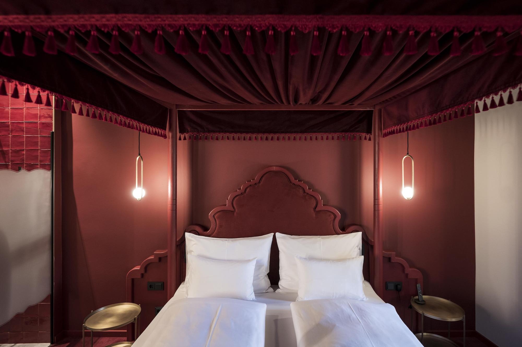 Altstadthotel Weißes Kreuz - In Der Fußgängerzone 4* Innsbruck
